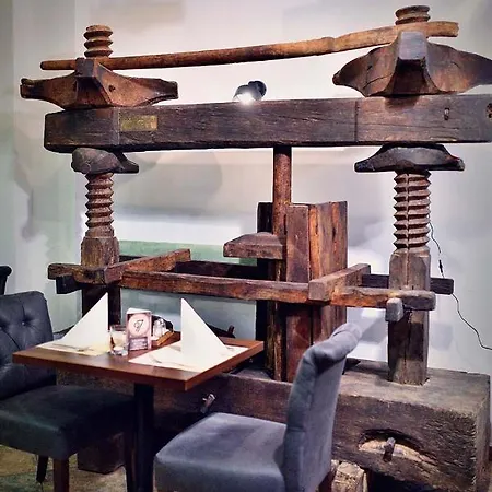 97 ホテル ビィドゴシュチュ